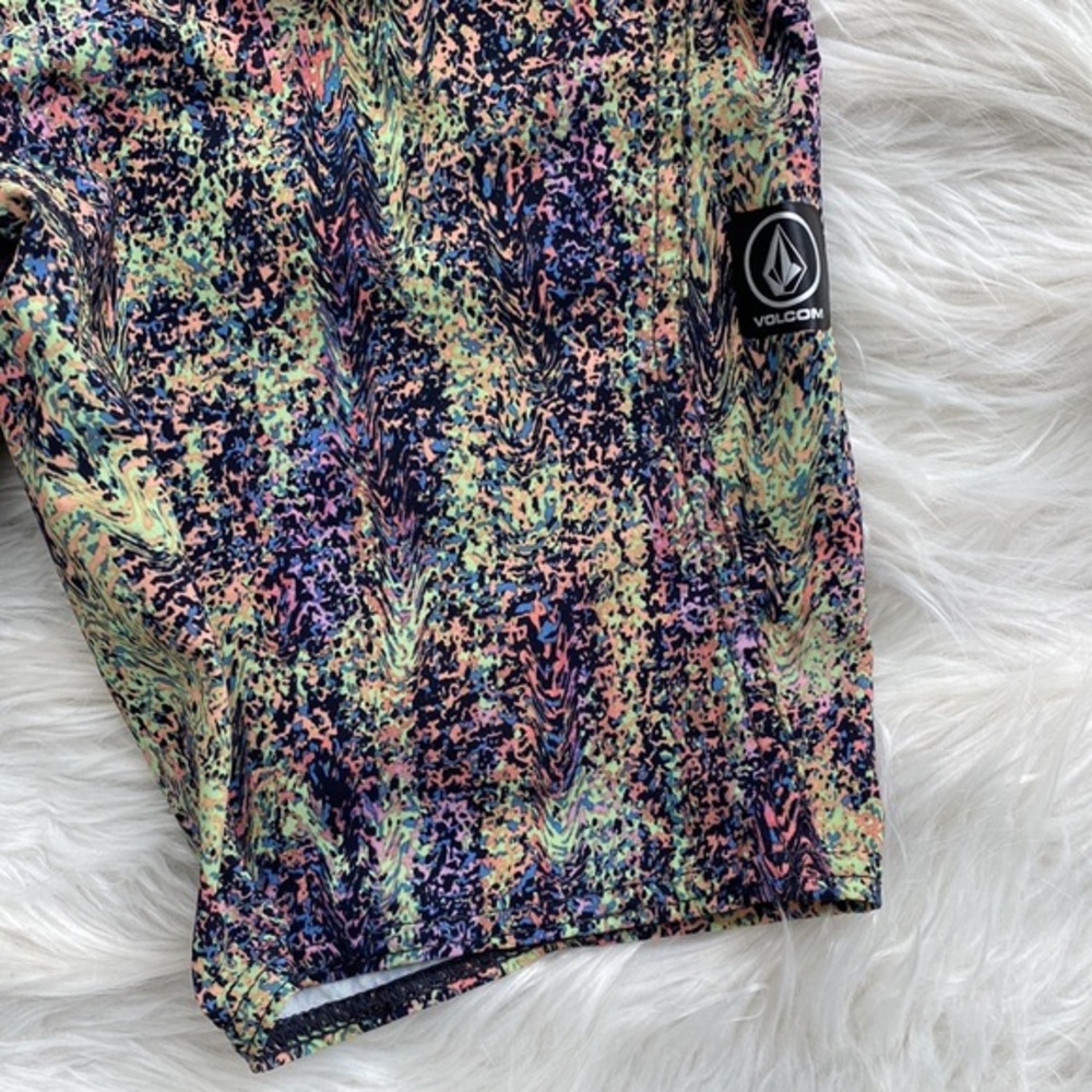 Volcom | Mod-Tech Multicolored Print Board Shorts - Picture 7 of 14